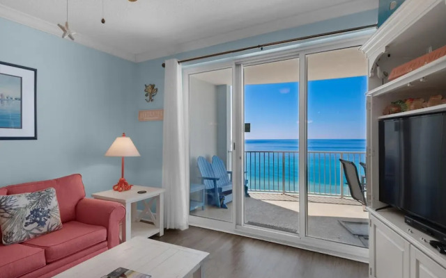Twin Palms 1201