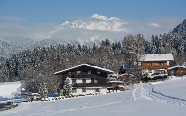 Pension - Gästehaus Hölzl