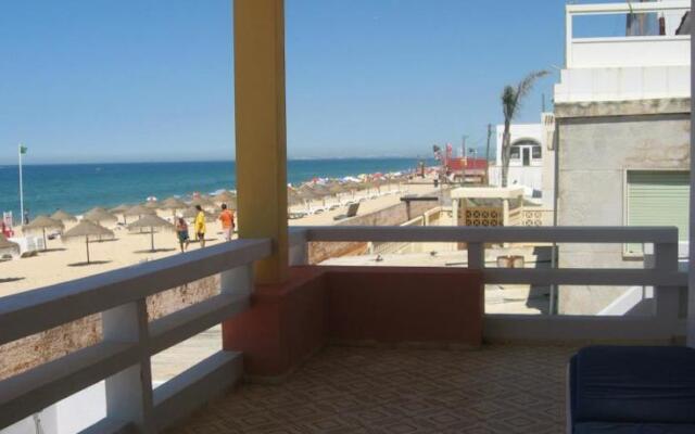 Faro Beach Apartments