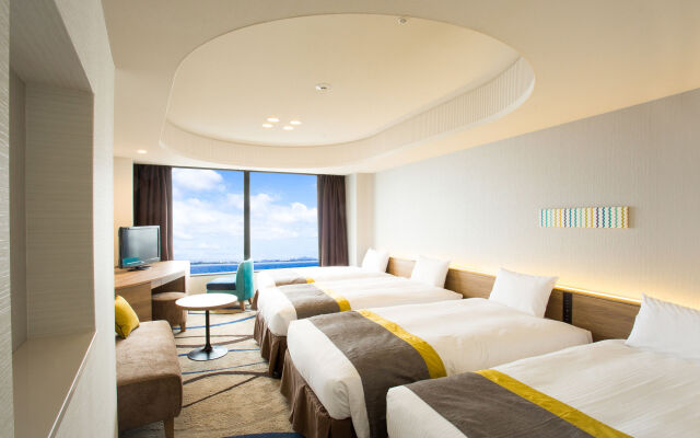 Lake Biwa Otsu Prince Hotel