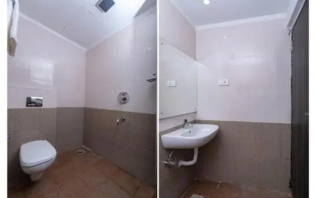 V Grand By OYO Rooms
