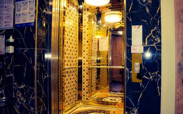 Rua World Hotel
