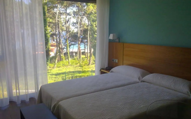 Hotel Alén do mar