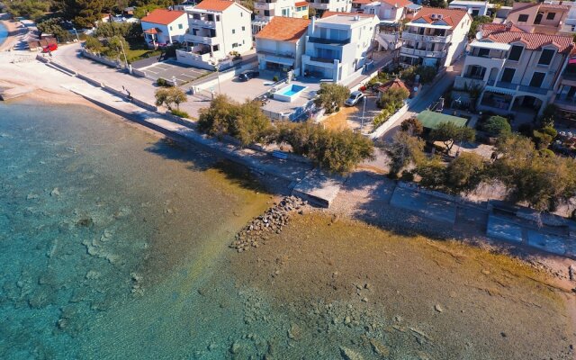 Beach House Apartments Vodice