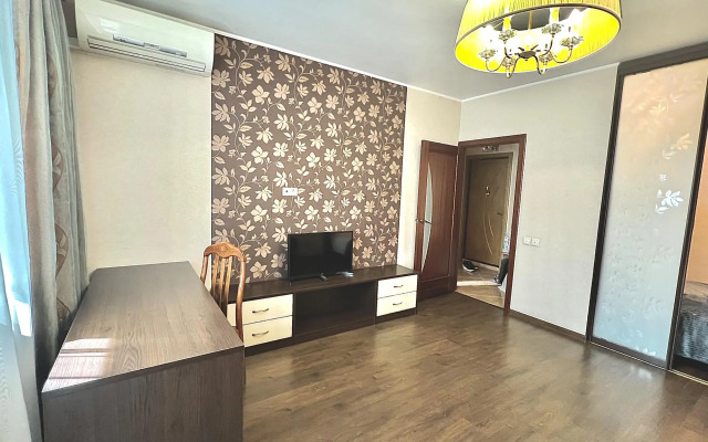 Апартаменты УютСтэй на проезде Луговой