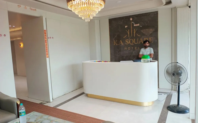 Hotel K A Square