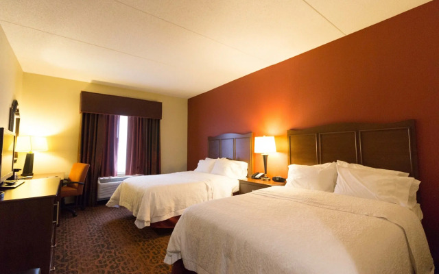 Hampton Inn Columbus-South