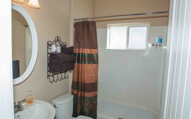 Horse Shoe Court Vacation Rental