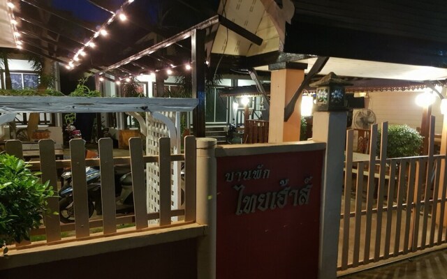Thai House Resort