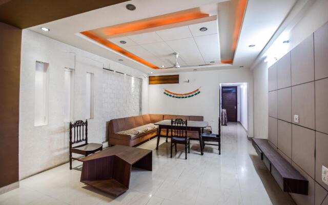 SPOT ON 29044 Shreenathji Inn