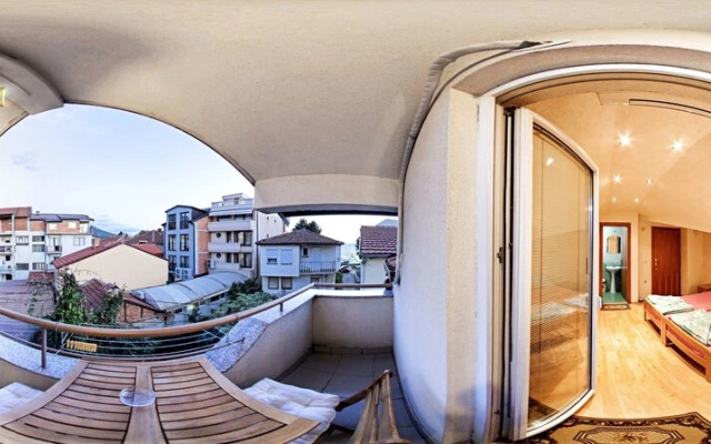 Bogdanovski Studios & Guest Rooms