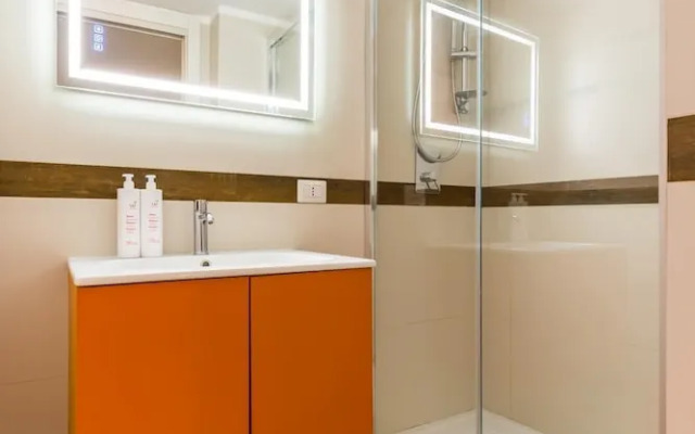 Apartment in the Heart of Nightlife by Wonderful Italy