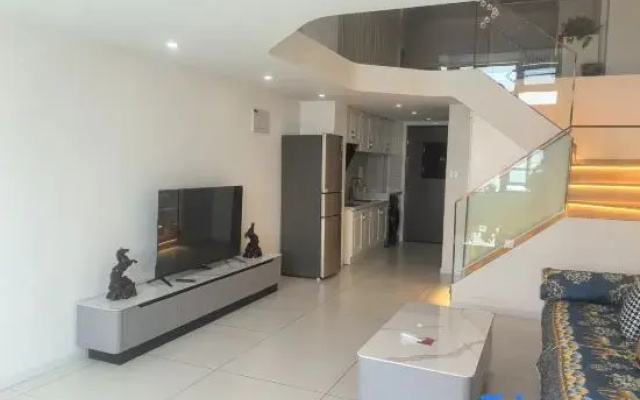 Qingdao Yunfan Scenic Apartment