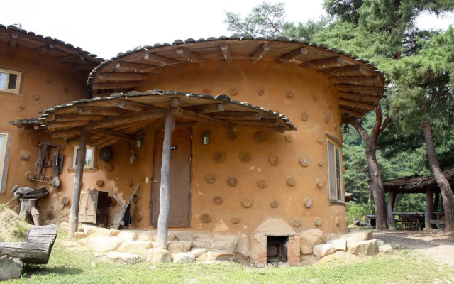 Seunggok E-CO Experience Village