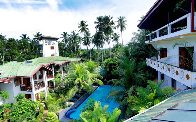 Hotel Bentota Village