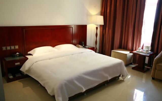 Xingtai Xinjinshan Hotel