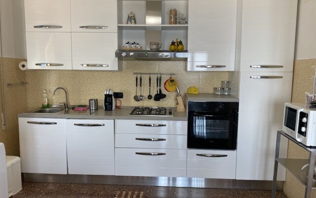 Arcobaleno Apartment 500 Meters From the sea