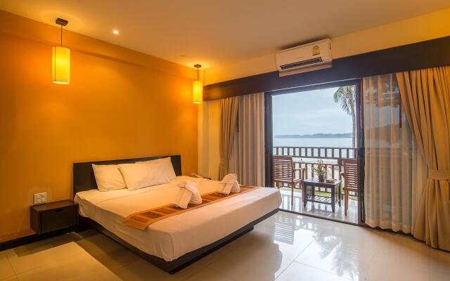 Lanta Pura Beach Resort