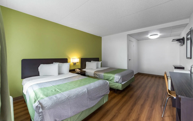 Motel 6 Warminster, PA