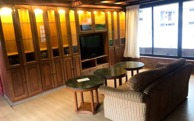 OYO 90909 I.villa Inn