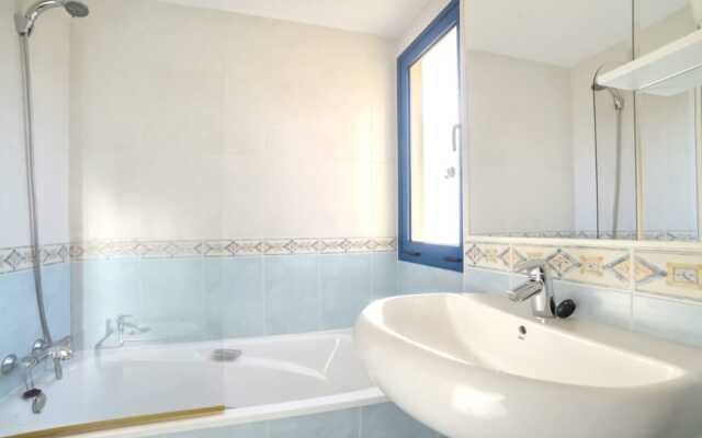 Apartment - 2 Bedrooms with Pool, WiFi and Sea views - 105025