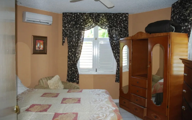 Palm View Apartment At Sandcastles