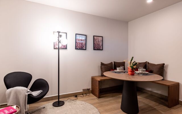 Casai Roma | 1BR | Alameda Central Apartment