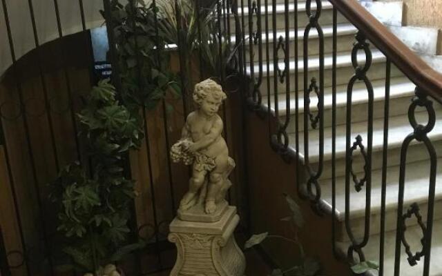 Delightful apartment 100 meters from the Colosseum