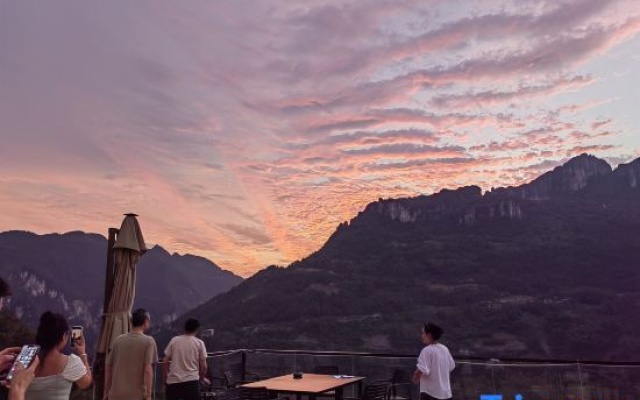 Enshi Qianyuyiqianyi Hotel — 3-star hotel in Enshi Prefecture