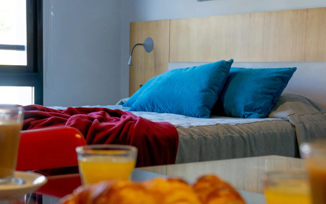 Belgrano Decks Rental Apartments