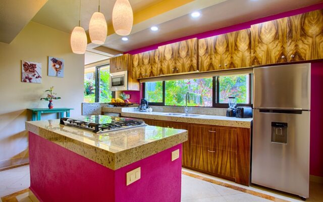 Condominios de Lujo Vista Corona
