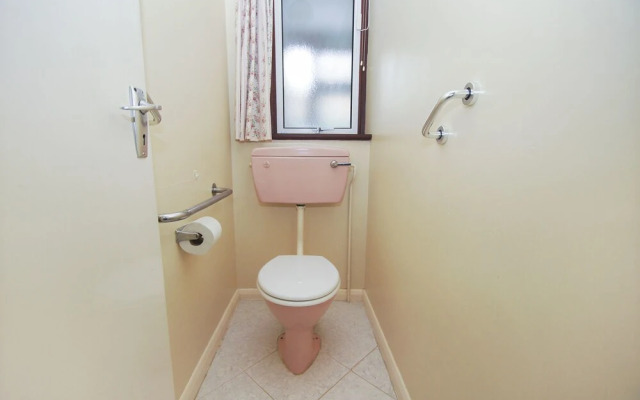 Dean Court Bungalow Parking by Brighton Holiday Lets