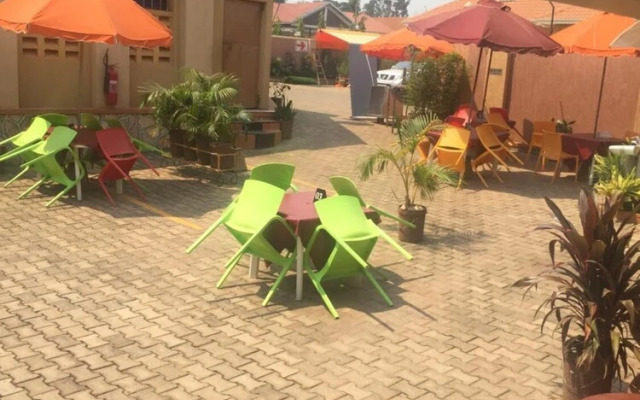 Hoima Buffalo Hotel And Casino