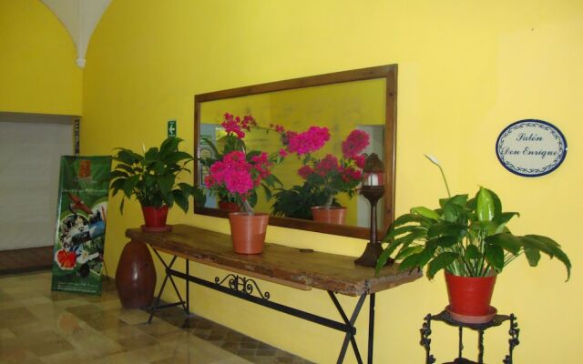 Best Western Plus Hotel Ceballos