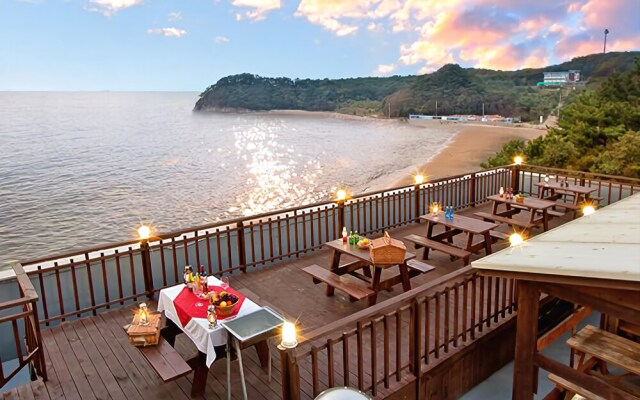 Yeongheung-do Hae Beach Pension