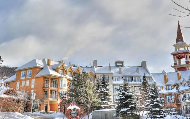 Les Suites Tremblant La Tour Des Voyageurs