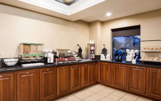 Comfort Inn & Suites LaVale - Cumberland