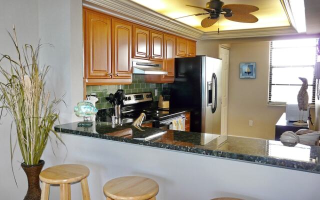 South Seas Tower 4-602