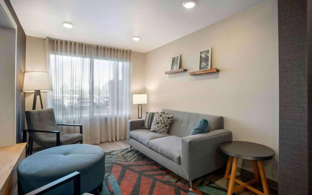 Extended Stay America Select Suites - Charlotte - Northlake