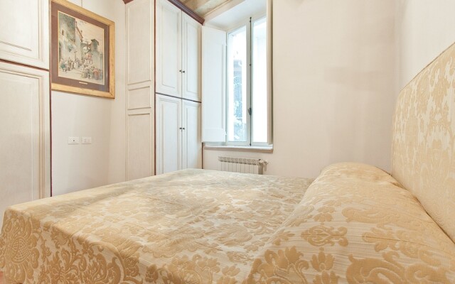 Rental in Rome Banchi Vecchi Terrace