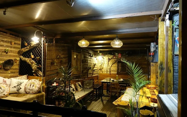 De Rock Jungle Living Resort