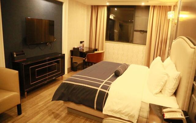 Lano Hotel Guizhou Qinnan Guiding County Yongchao Street