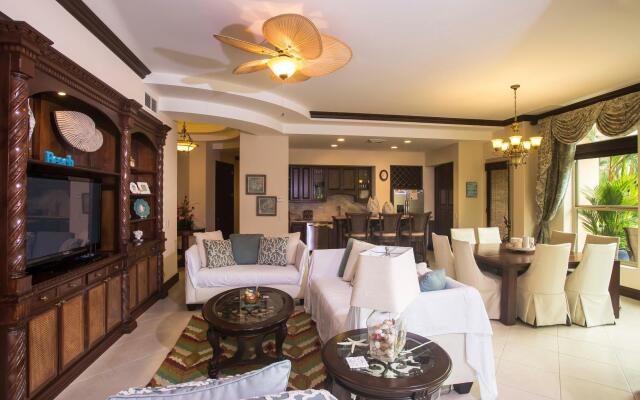 Bella Vista 3F- 3 bdr 3 1/2 Bath Family