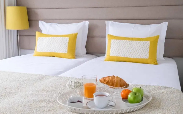 Simon Guest Apartments