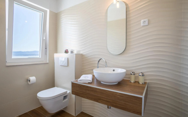 Villa Bol Brac save 15 percent on Split-villas com