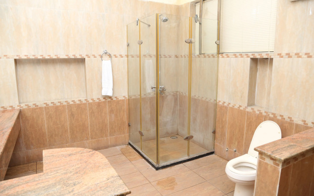 Westin Suites Guest House