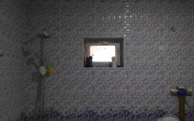 Отель May Weather