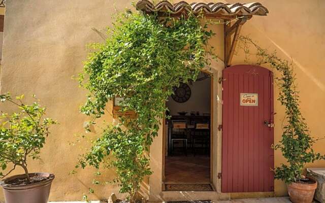 Une Chambre en Luberon