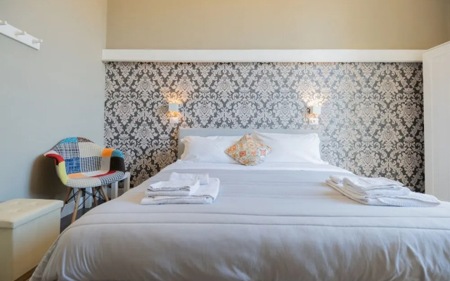 Tra l'Etna e il mare via Oberdan