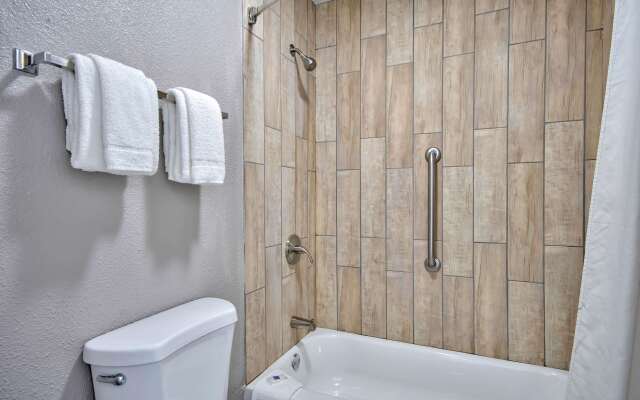 Motel 6 Texarkana, TX